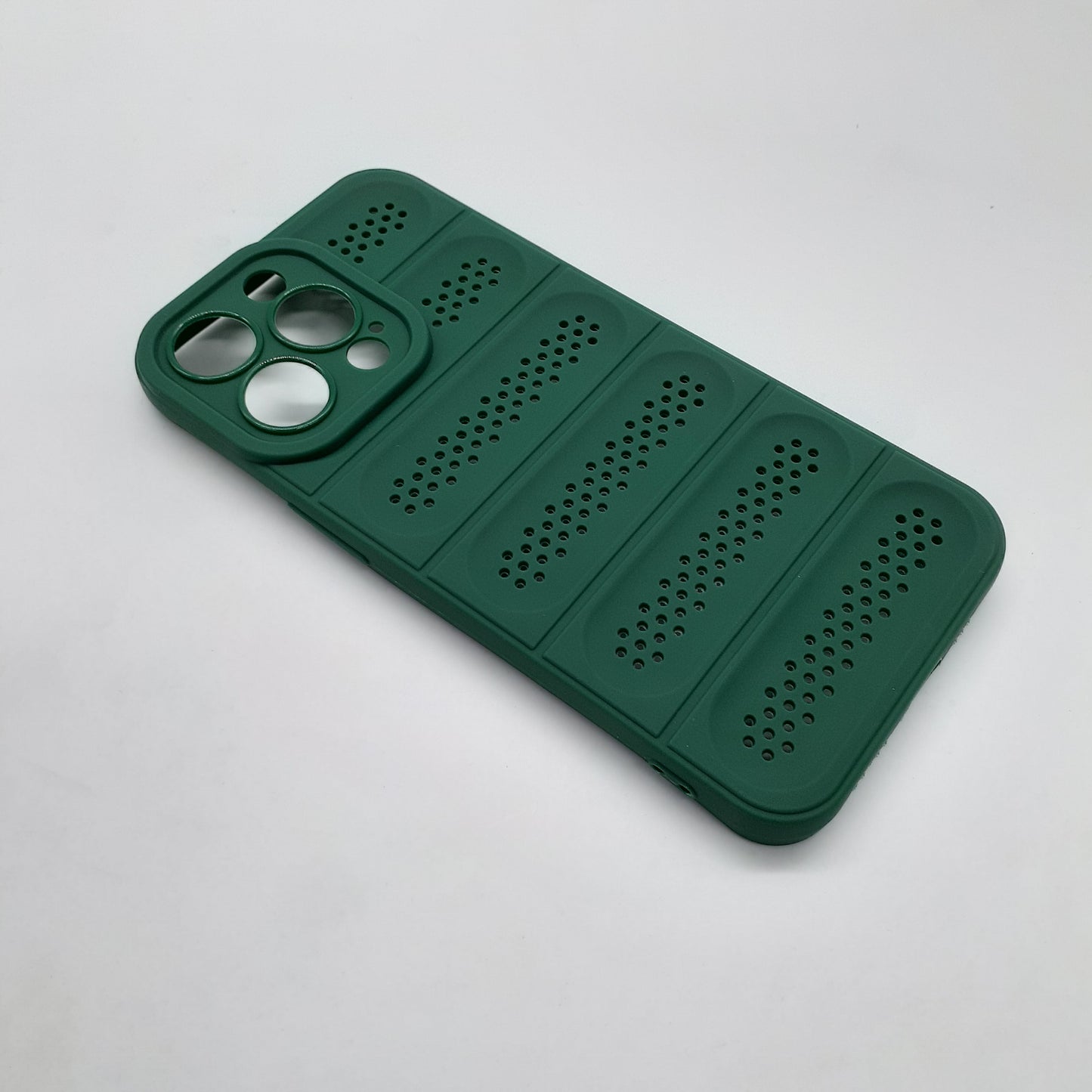 iPhone 13 Pro Strong TPU Material Case Heat Dissipation Design Protective Shell Cover