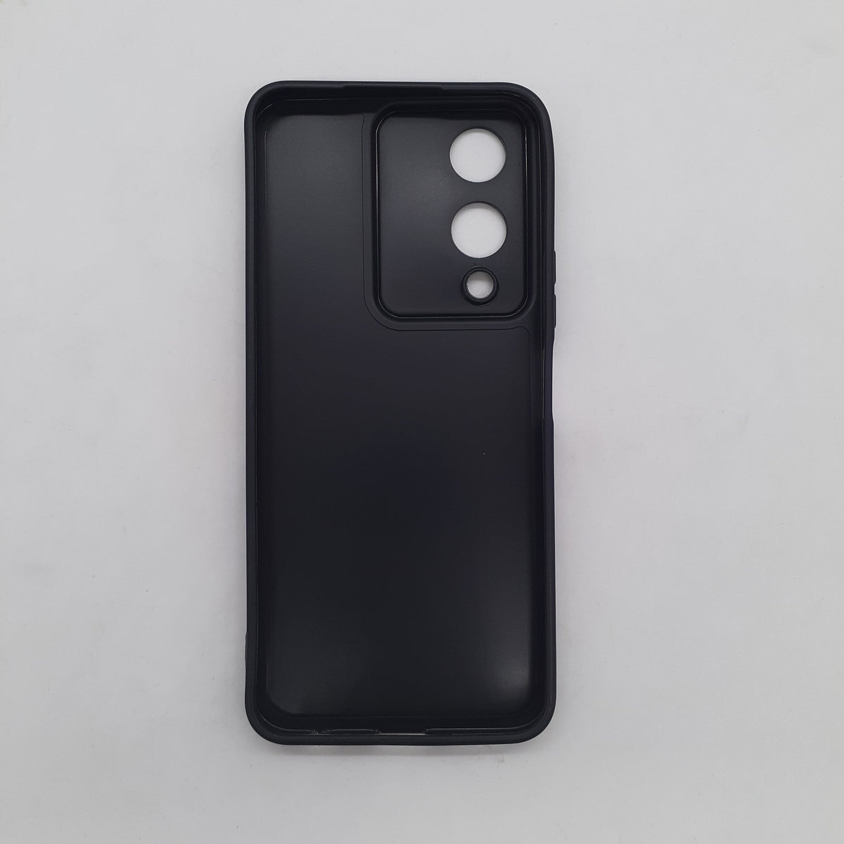 Vivo Y17s Soft Silicone Slim Back Case – Shock Resistant TPU Cover with Comfortable Anti-Slip Grip