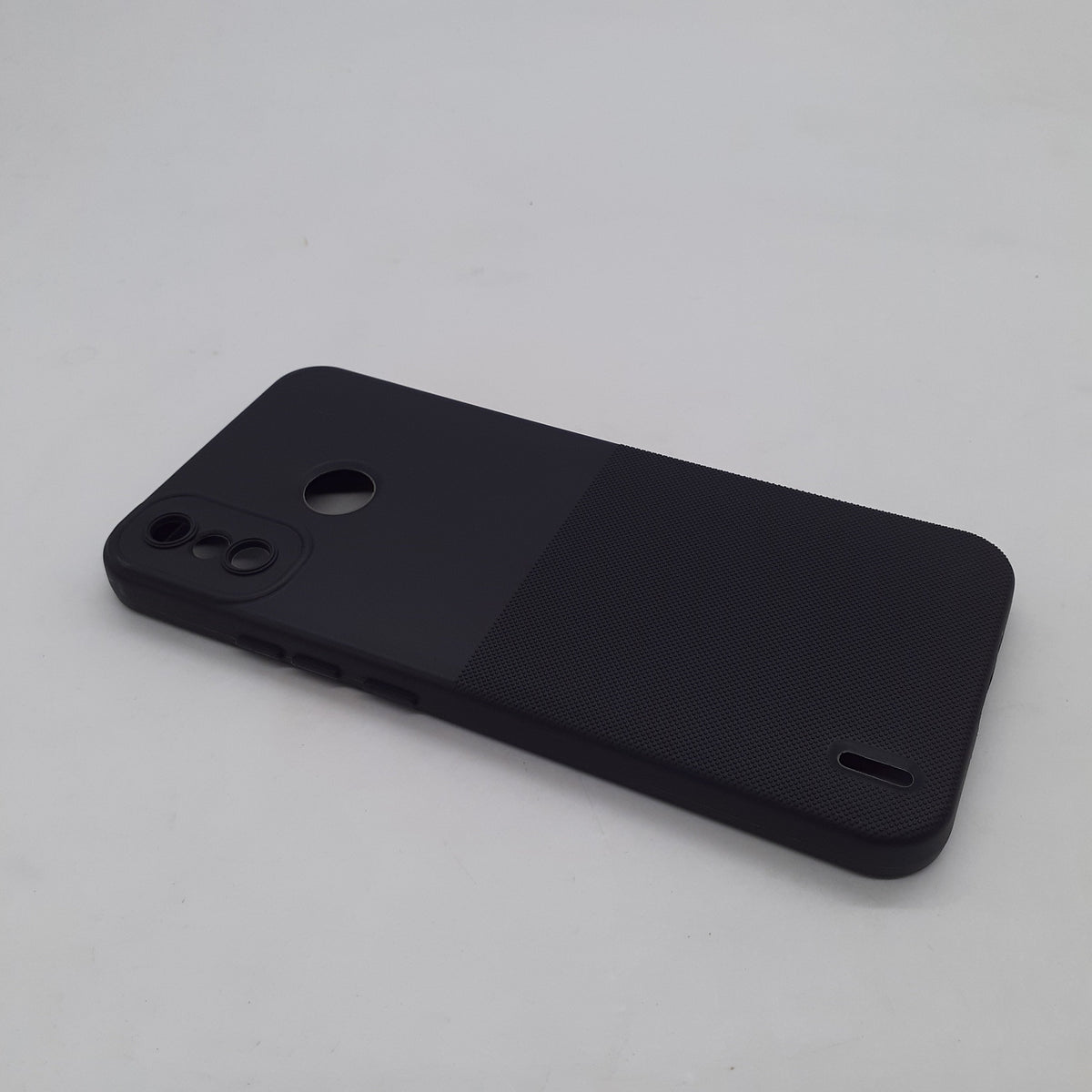Tecno Spark Go 2020 Soft TPU Back Cover – Slim Shockproof Silicone Protective Case with Anti-Slip Grip