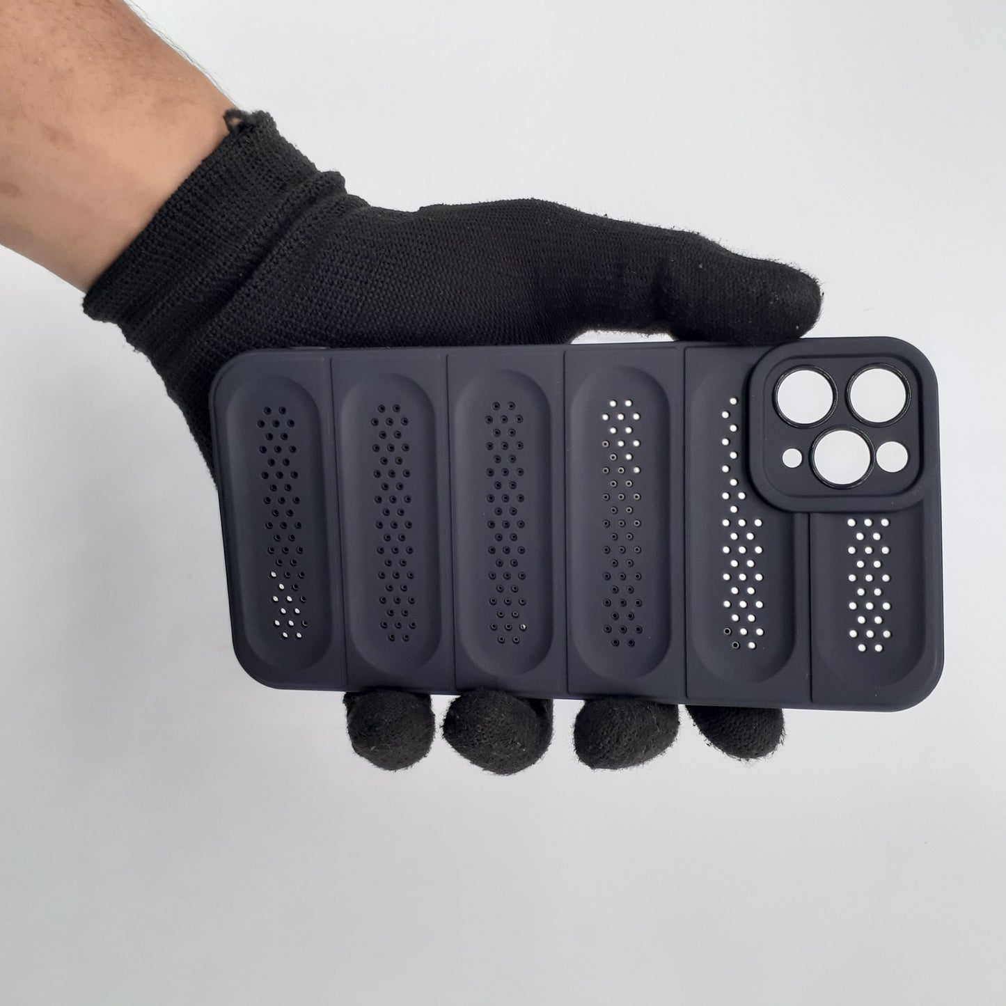 iPhone 11 Pro Max Heat Dissipation Design Strong TPU Material Phone Case Breathable Shockproof Cover
