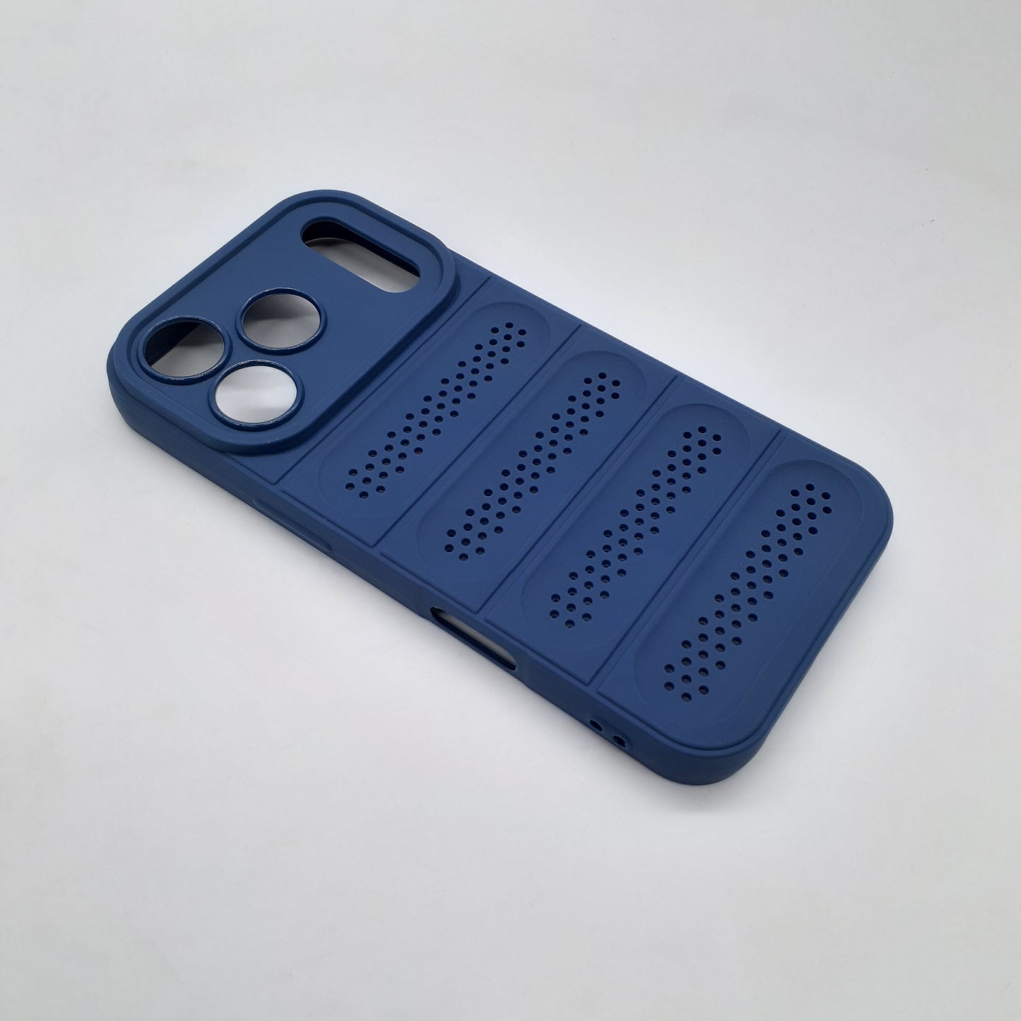 iPhone 17 Pro Heat Dissipation Strong TPU Material Phone Case Drop Protection Shockproof Black