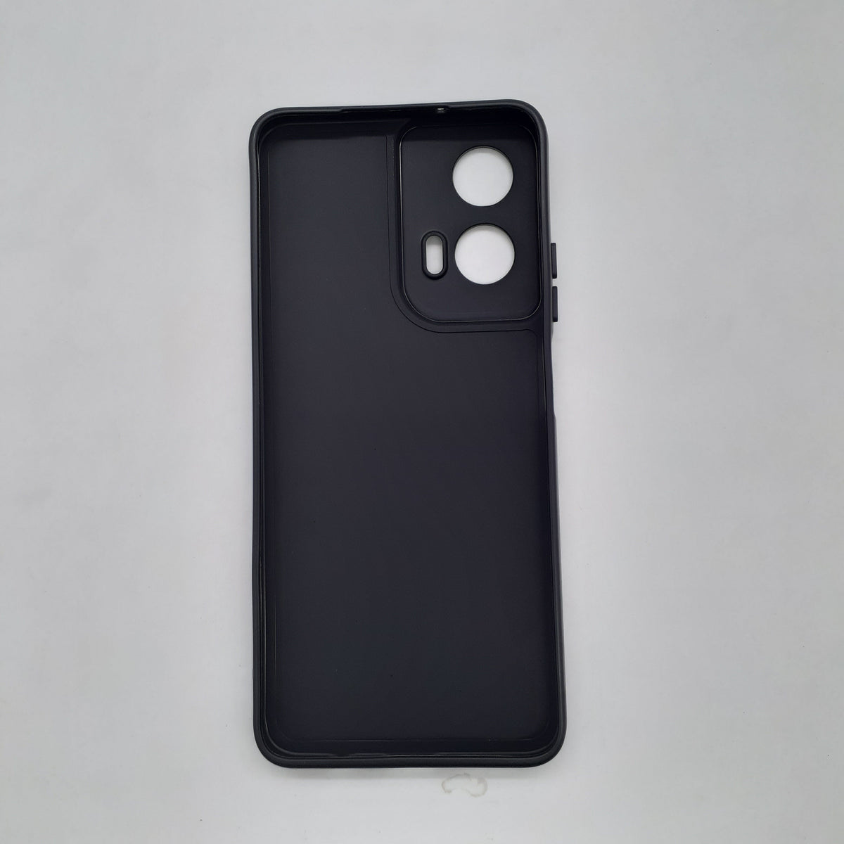 Motorola Moto G35 Slim Silicone Protective Cover – Shock Resistant TPU Back Case with Non-Slip Grip & Raised Edges