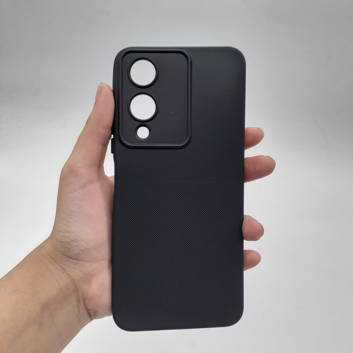 Vivo Y17s Soft Silicone Slim Back Case – Shock Resistant TPU Cover with Comfortable Anti-Slip Grip