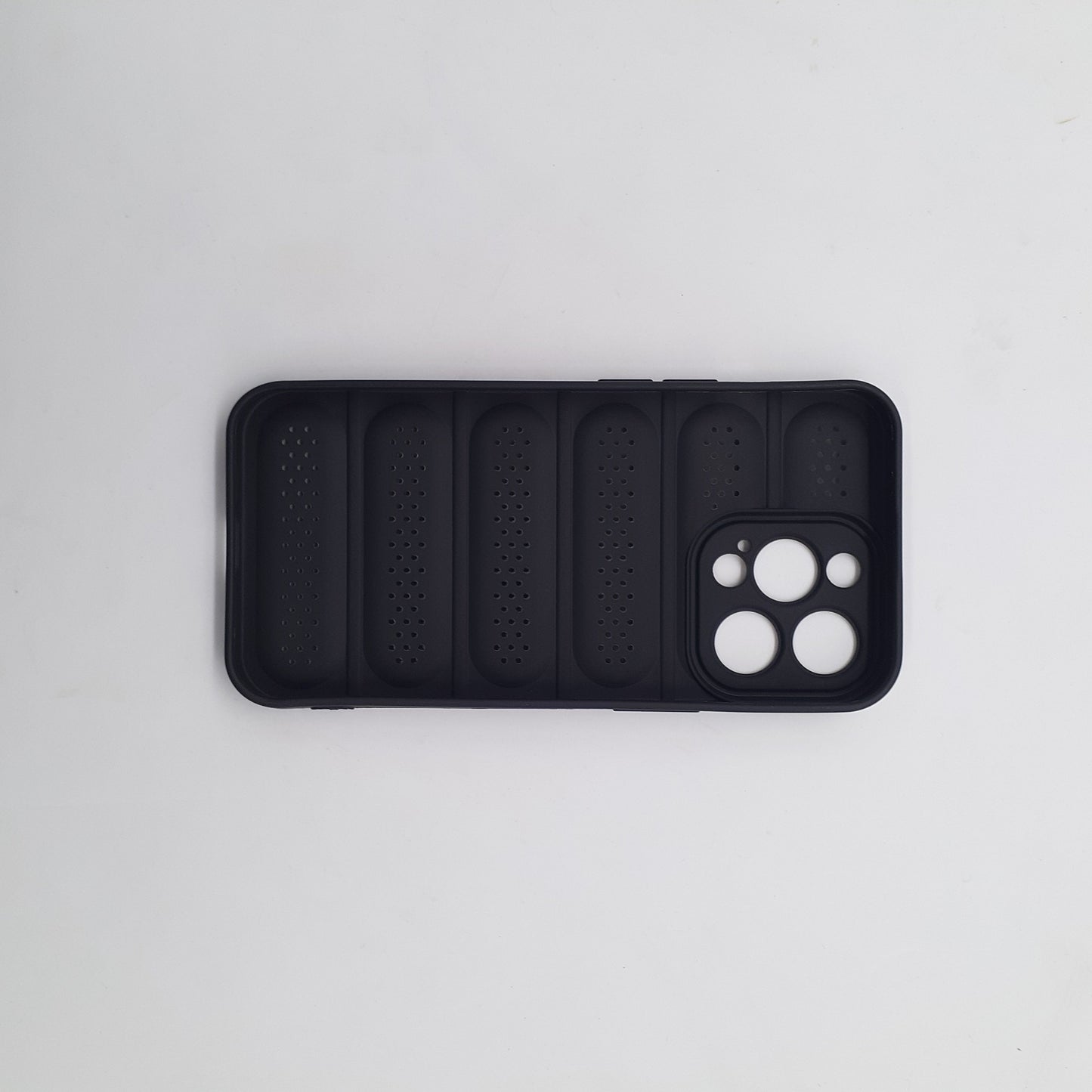 iPhone 13 Pro Strong TPU Material Case Heat Dissipation Design Protective Shell Cover