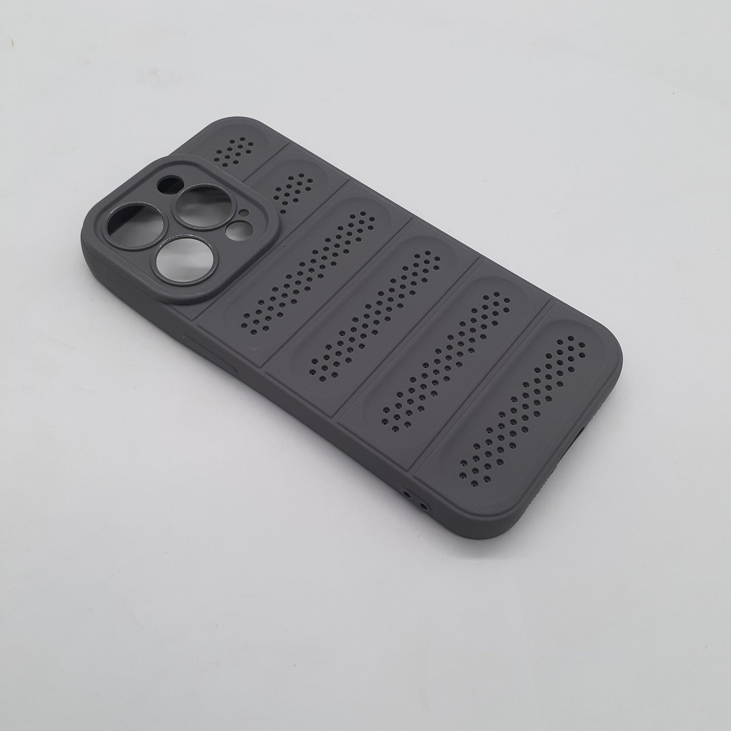 iPhone 15 Pro Heat Dissipation Design Strong TPU Material Cooling Phone Case Protective Cover