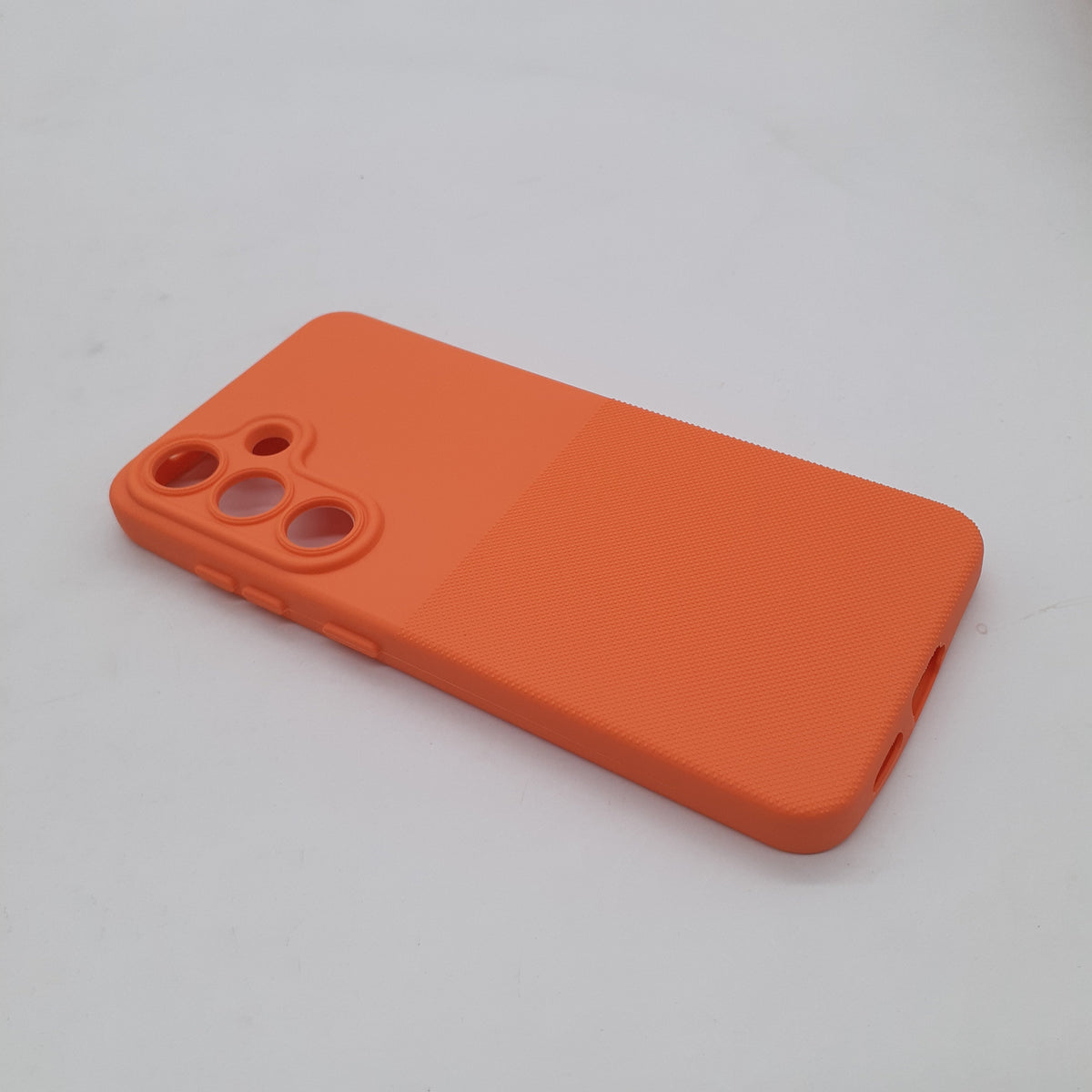 Samsung Galaxy S24 Slim Soft Silicone Back Cover – Shockproof TPU Phone Case with Anti-Scratch and Screen Edge Protection