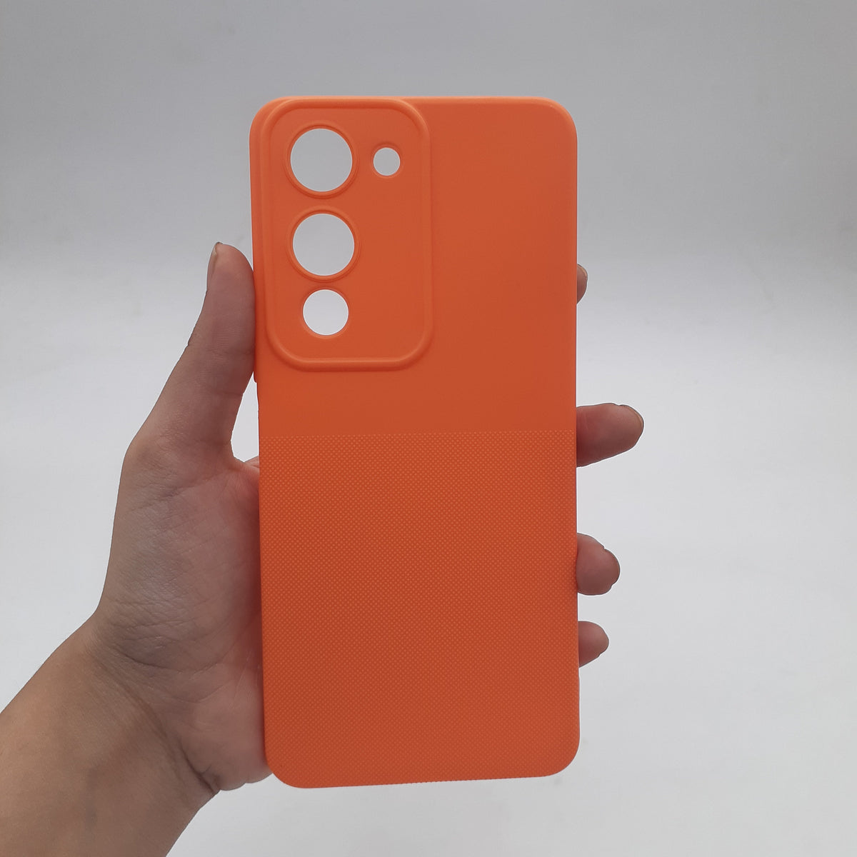 Vivo Y04 Soft Silicone Back Cover – Slim Shock Resistant TPU Protective Case with Anti-Slip & Scratch Protection