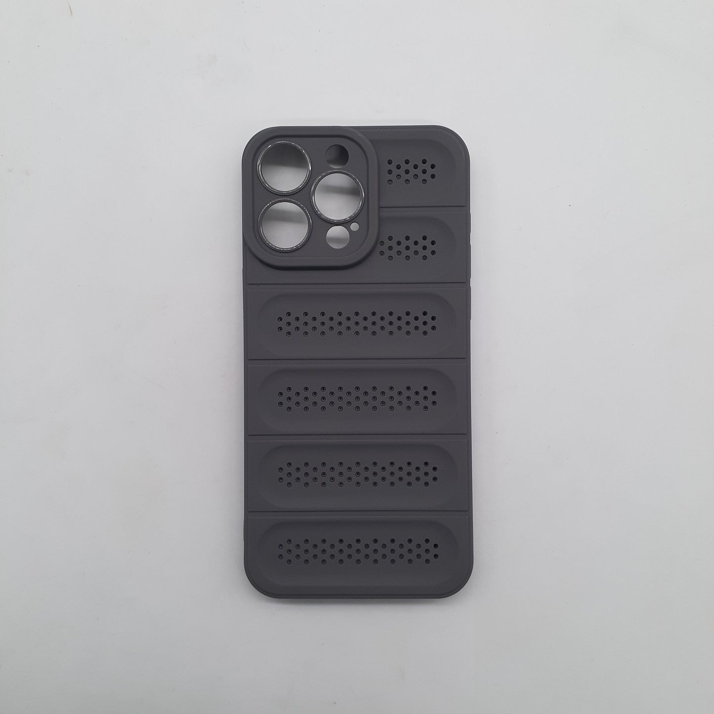 iPhone 15 Pro Max Heat Dissipation Design Strong TPU Material Phone Case