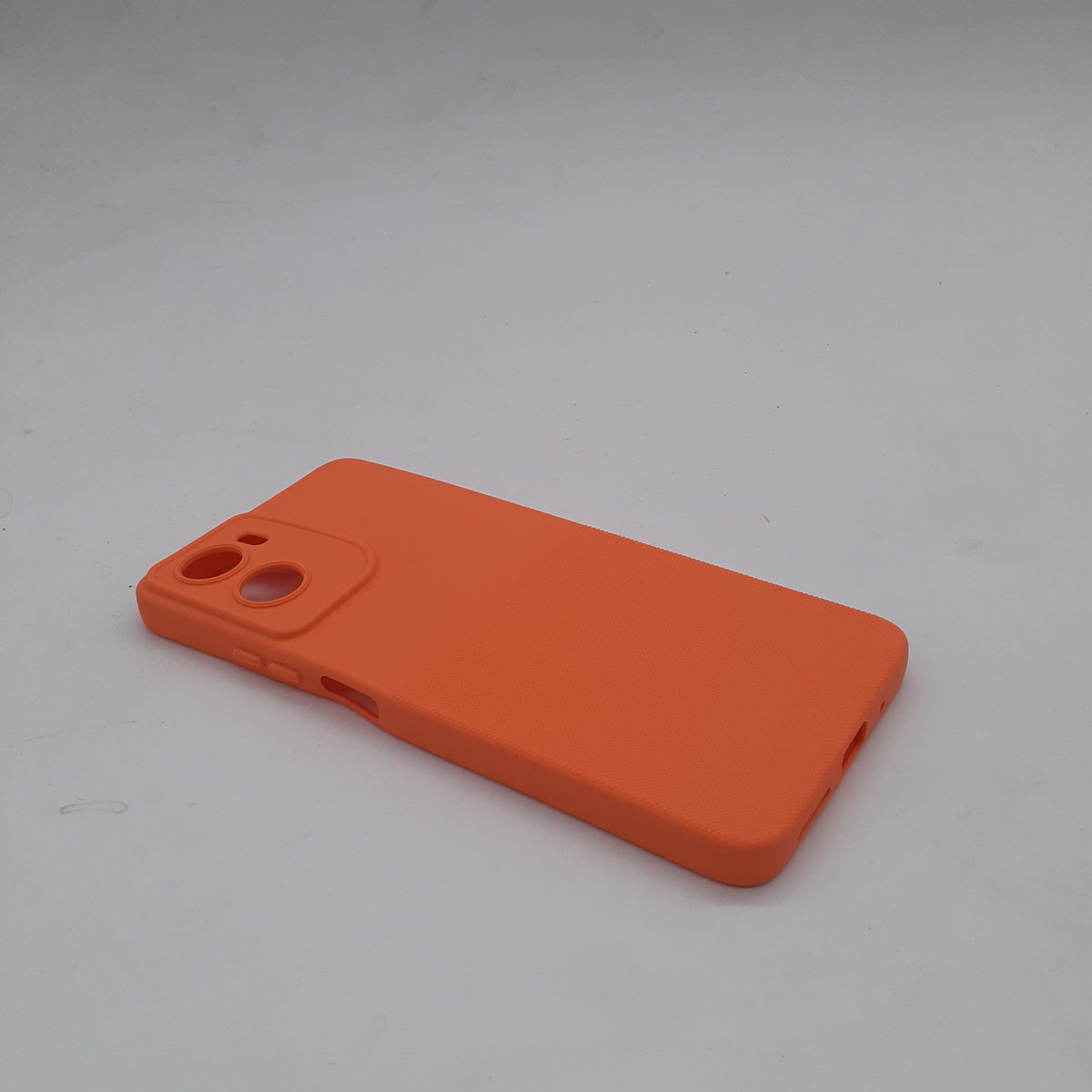 Motorola Moto G06 Soft TPU Shockproof Case – Slim Silicone Back Cover with Anti-Scratch & Raised Camera Protection