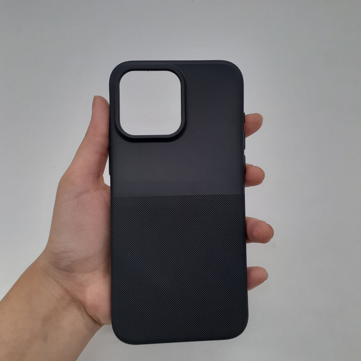 iPhone 15 Pro Max Soft Silicone Protective Cover – Shockproof Slim TPU Case with Anti-Scratch Non-Slip Surface
