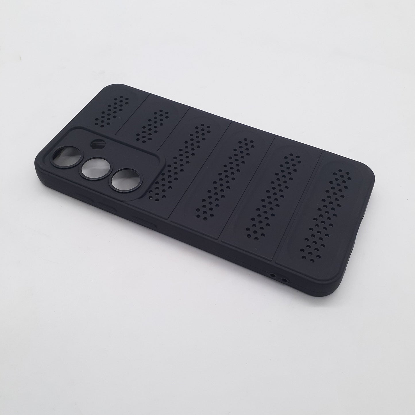 Samsung S24 Heat Dissipation Design Strong TPU Material Protective Phone Case Cooling Breathable Cover