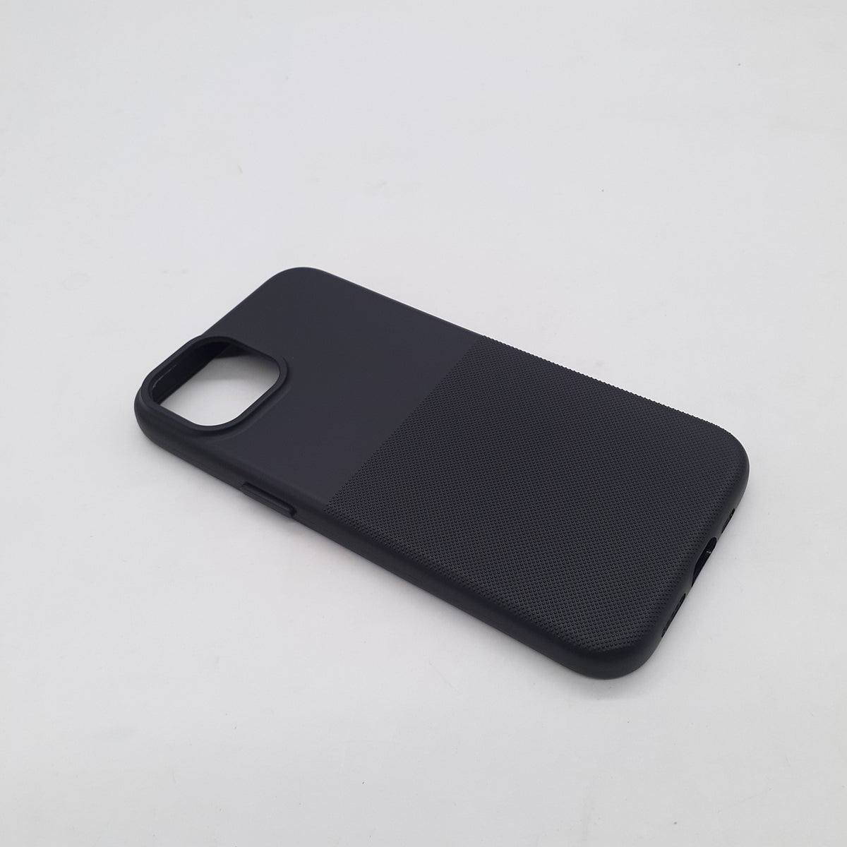 iPhone 13 Premium Soft TPU Back Cover – Lightweight Shock Resistant Silicone Case with Anti-Scratch Non-Slip Grip