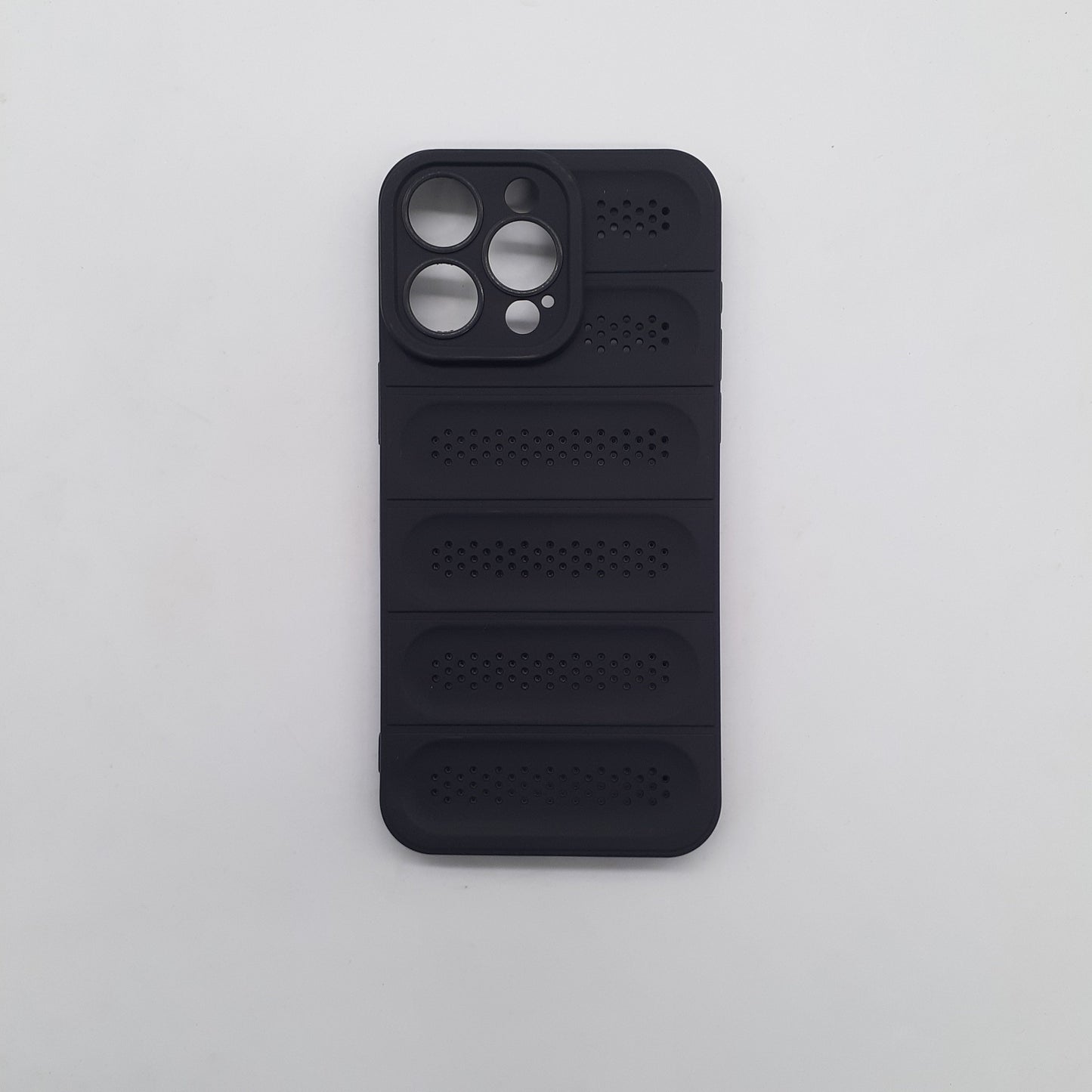iPhone 15 Pro Max Heat Dissipation Design Strong TPU Material Phone Case