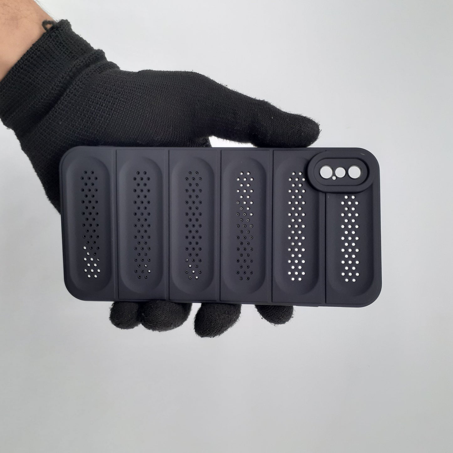 iPhone Xs Max Heat Dissipation Strong TPU Material Phone Case Shockproof Breathable Cover