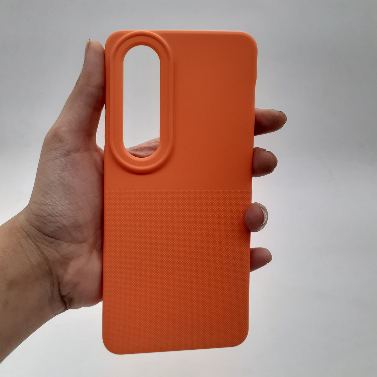 OnePlus Nord CE4 Premium Silicone Case – Slim Shock Resistant TPU Cover with Anti-Slip Grip & Raised Edges